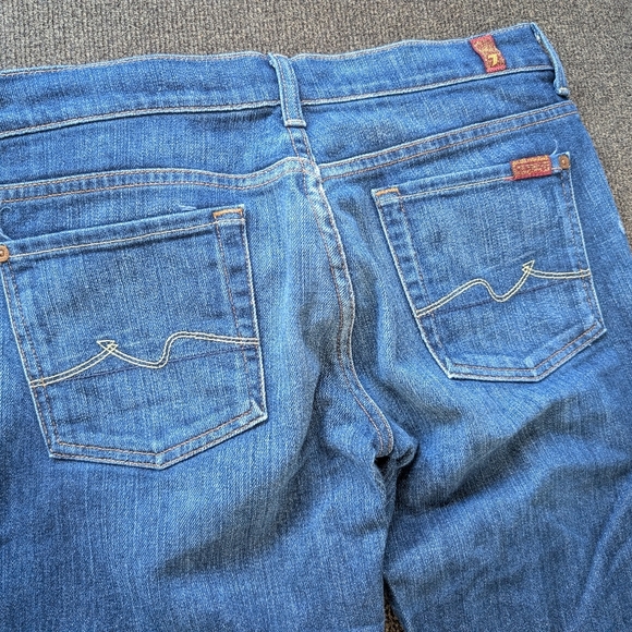 7 For All Mankind Women's Buttonfly Classic Bootcut Jeans, Size 30.  28" Inseam - Picture 7 of 10